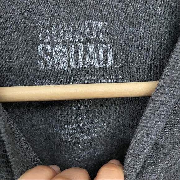 Suicide Squad Graphic Shirt - Picture 3 of 4